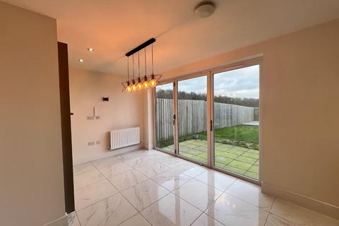 3 bedroom semi-detached house to rent, Lynnwood Drive, Wynyard, Billingham