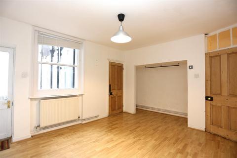 1 bedroom flat to rent, Montpelier Street, Brighton