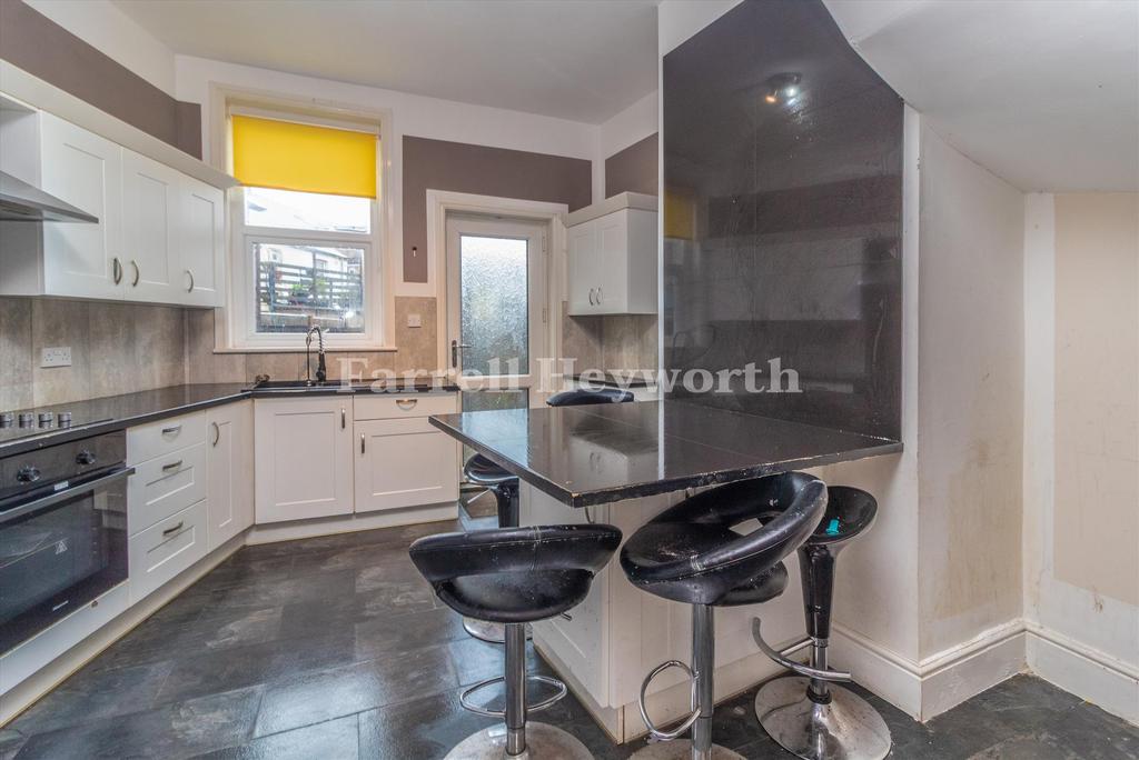 Kitchen image 2