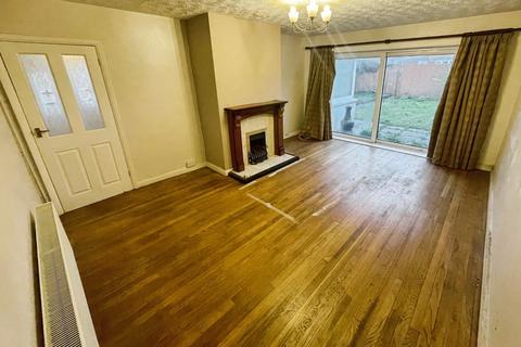 2 bedroom semi-detached bungalow for sale, West End Avenue, Porthcawl, CF36