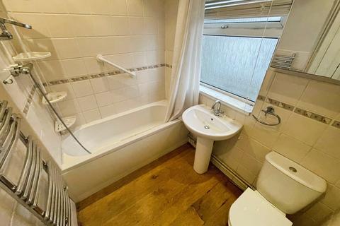 2 bedroom semi-detached bungalow for sale, West End Avenue, Porthcawl, CF36