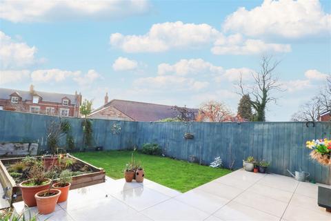 3 bedroom semi-detached house for sale, College Road, Ripon