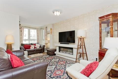 2 bedroom flat for sale, 2/17 Portland Gardens, The Shore, Edinburgh, EH6 6NA