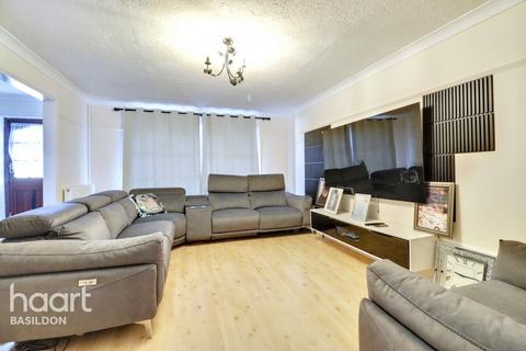 Acorn Place, Basildon