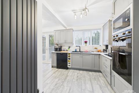 3 bedroom semi-detached house for sale, Brynglas Drive, Newport,