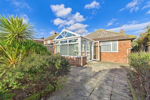 undefined, Quiet cul-de-sac bungalow in Clevedon