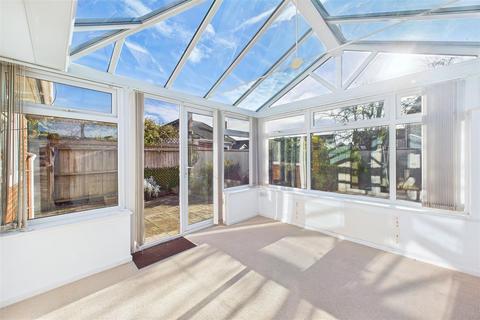 undefined, Quiet cul-de-sac bungalow in Clevedon