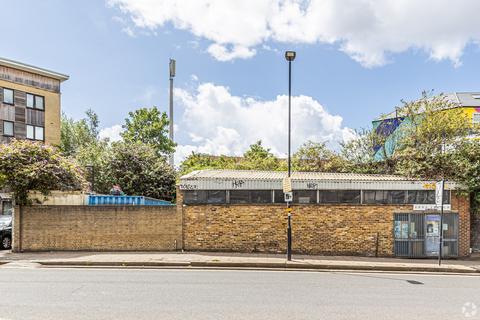 Distribution warehouse to rent, 36 Hinton Rd London SE24 0HJ