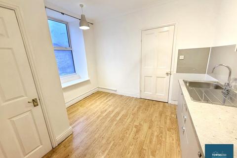 1 bedroom house to rent, Fore Street, Hayle