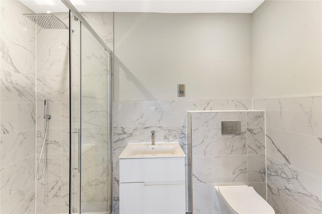 Pearson Ensuite