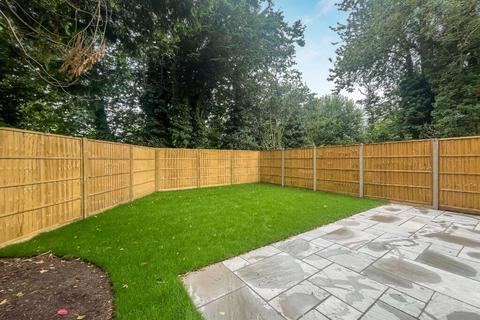 undefined, Chase Road, Lindford, Bordon, Hampshire, GU35