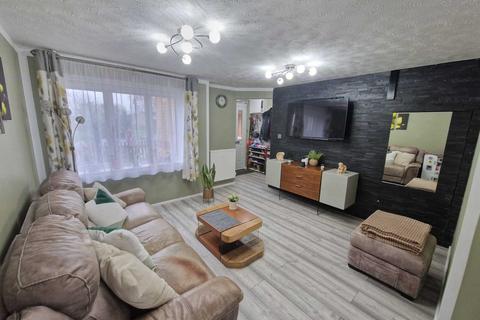 3 bedroom semi-detached house for sale, The Ridgeway, Leicestershire LE3