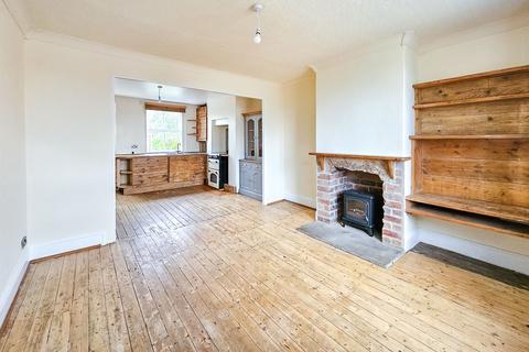 2 bedroom terraced house to rent, Bachelor Gardens, Harrogate, HG1