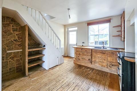 2 bedroom terraced house to rent, Bachelor Gardens, Harrogate, HG1
