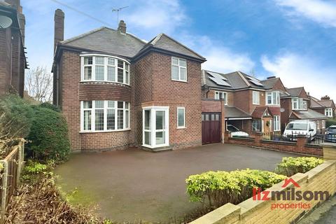 3 bedroom detached house for sale, Sandcliffe Road, Swadlincote DE11