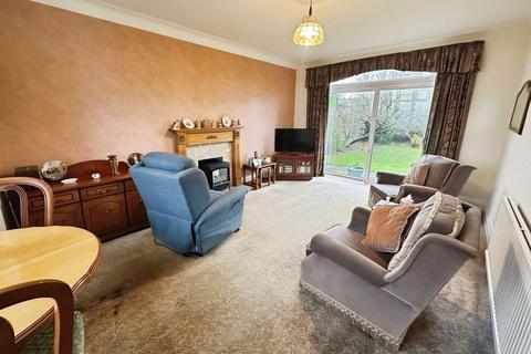 3 bedroom detached house for sale, Sandcliffe Road, Swadlincote DE11