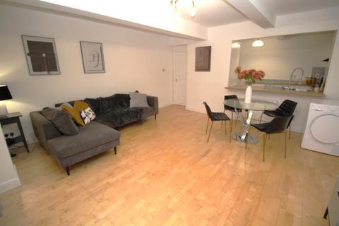 2 bedroom flat to rent, 19 Dickinson Street, Manchester, M1