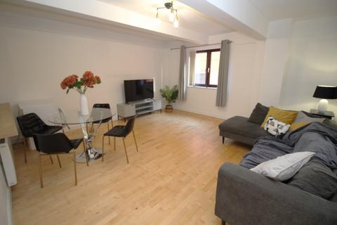 2 bedroom flat to rent, 19 Dickinson Street, Manchester, M1