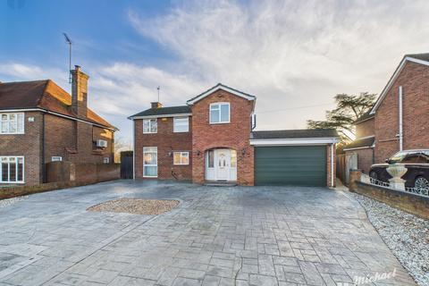 undefined, King Edward Avenue, Aylesbury, Buckinghamshire