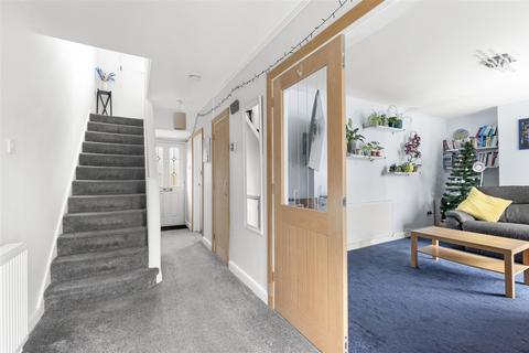 3 bedroom terraced house for sale, Keir Hardie Way, Barking
