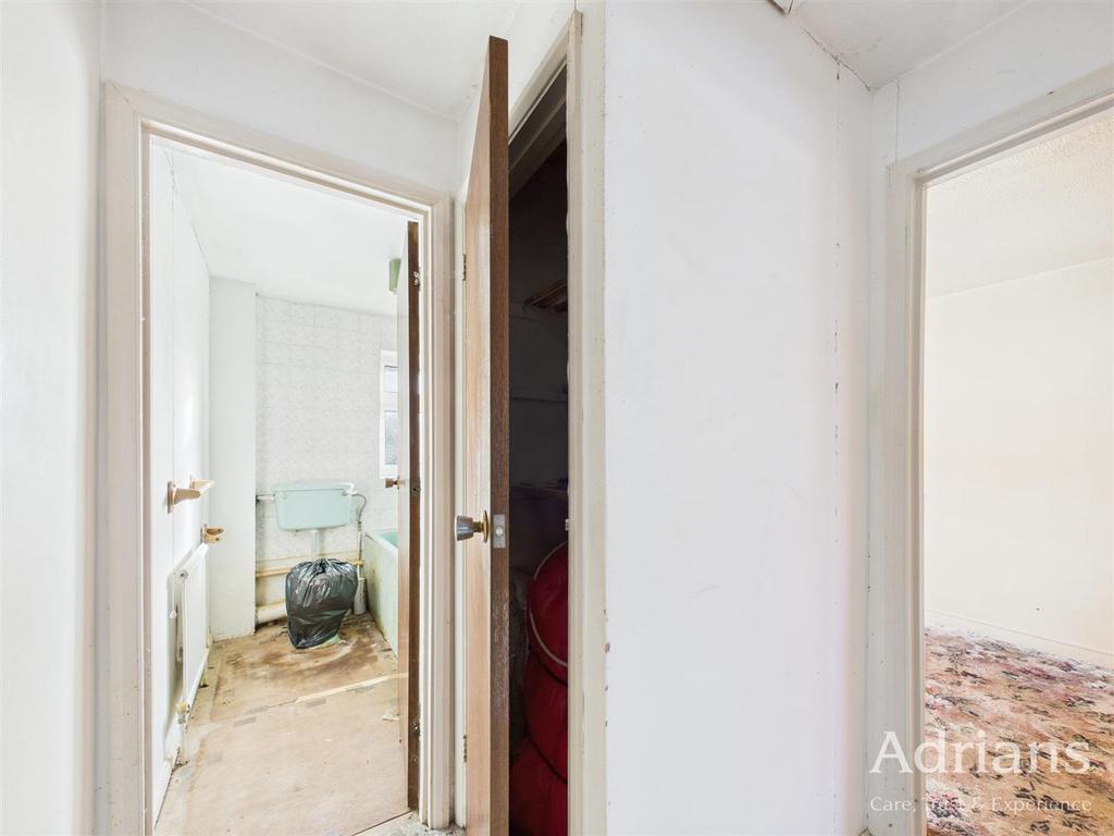 First floor landing
