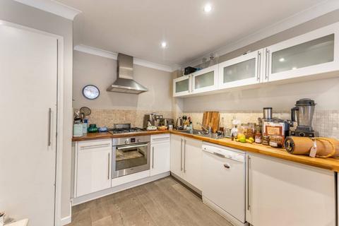 2 bedroom flat to rent, Shrewsbury Mews, Notting Hill, London, W2