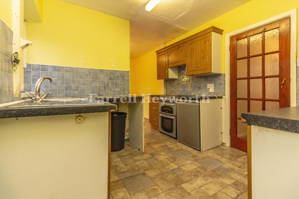 Kitchen c