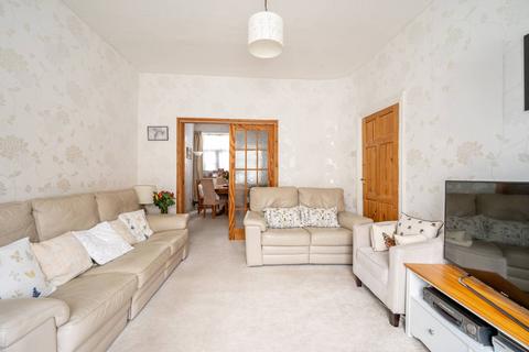 3 bedroom terraced house for sale, Neville Road, Forest Gate, London, E7