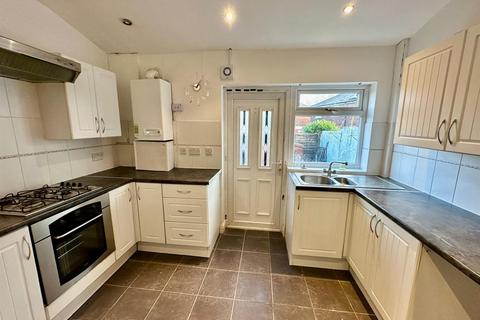 2 bedroom terraced house to rent, Suthers Street, Radcliffe, Manchester