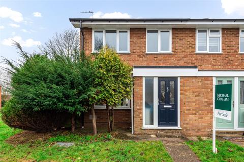 undefined, Holland Way, Newport Pagnell, Buckinghamshire, MK16