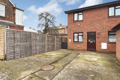 Upper Yarborough Road, East Cowes