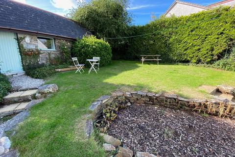 5 bedroom detached house for sale, Trenant Vale, Wadebridge PL27