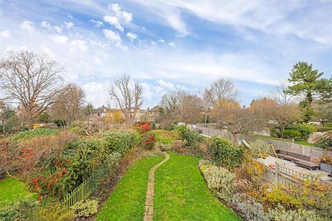 4 bedroom semi-detached house for sale, Reddons Road, Beckenham, Kent, BR3