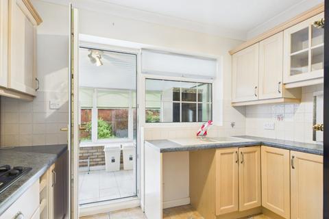 2 bedroom detached bungalow for sale, The Lawns, Beverley, HU17 7LS