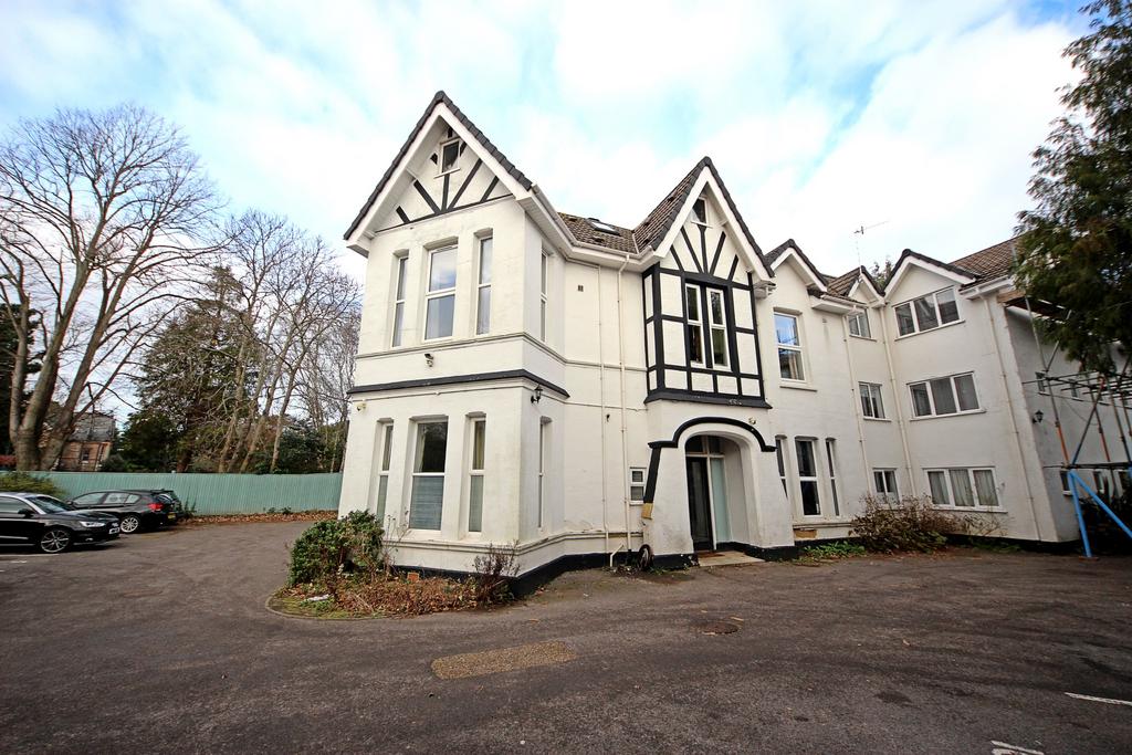 Linden Court