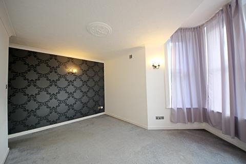 2 bedroom flat for sale, Lansdowne Road, Bournemouth,