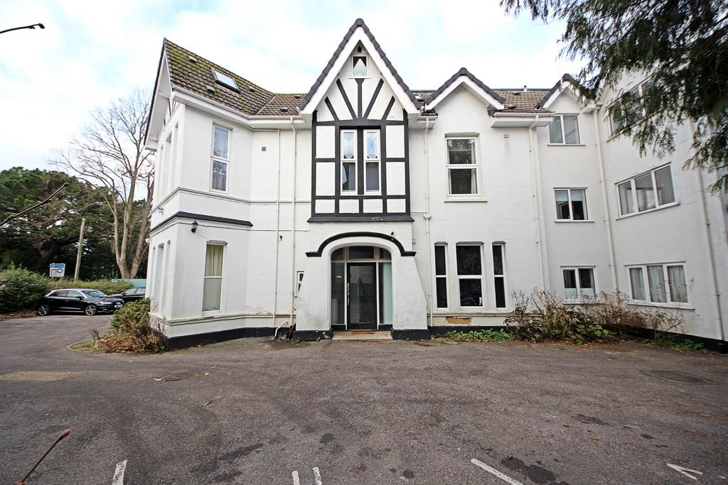 Linden Court