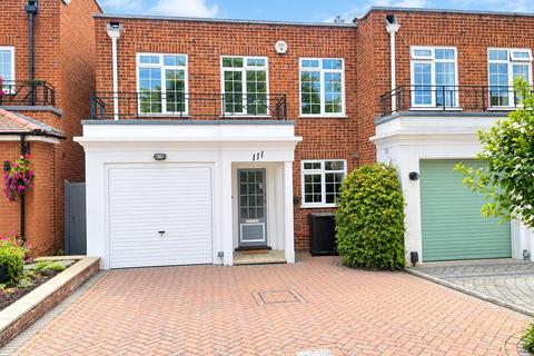 Peaches Close, South Cheam, SM2