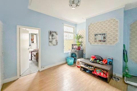 3 bedroom semi-detached house for sale, St. Matthew Street, Hull HU3