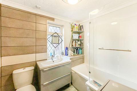 3 bedroom semi-detached house for sale, St. Matthew Street, Hull HU3