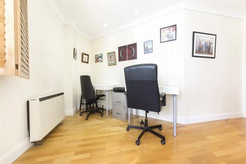 undefined, North Block, London SE1