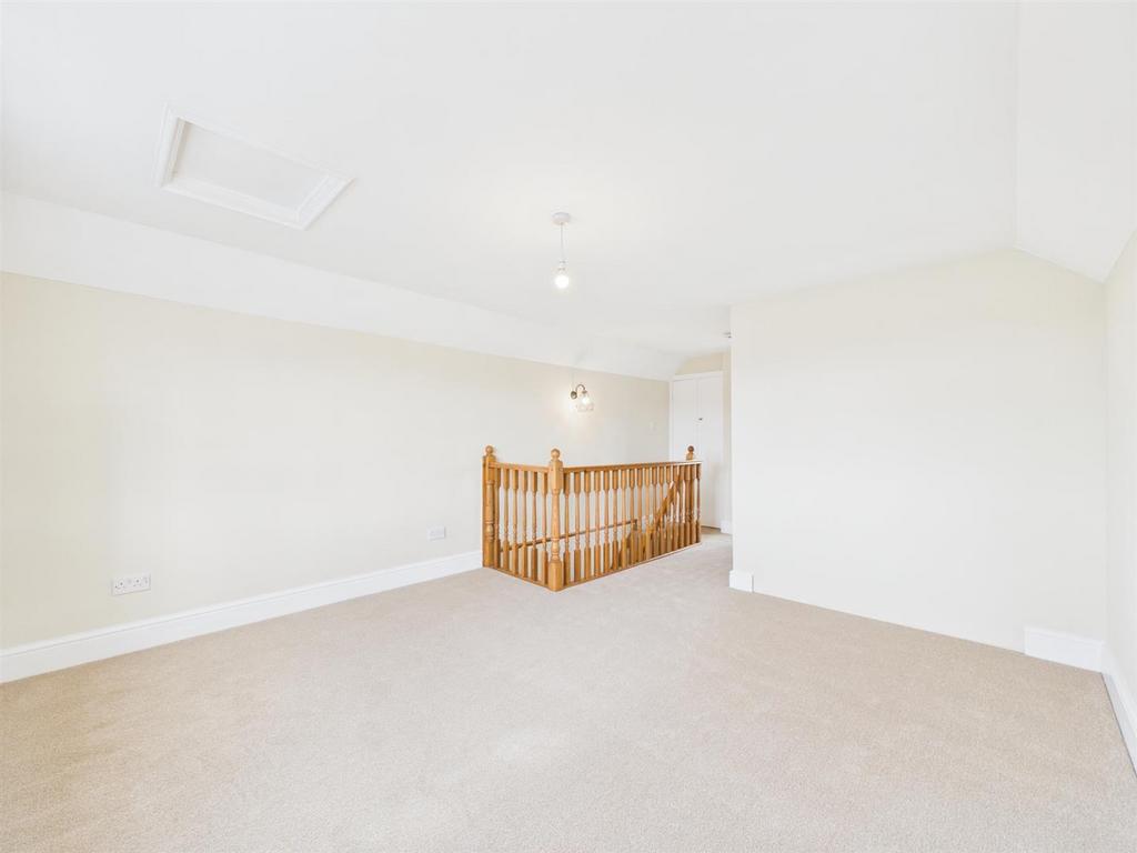 Bedroom:
