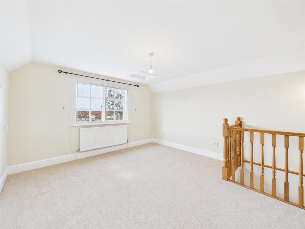 Bedroom: