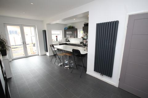 3 bedroom semi-detached house for sale, Winchester Road, Stretford, M32