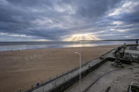 undefined, Camona Drive, Swansea