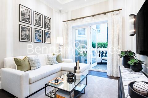 2 bedroom apartment to rent, Prince of Wales Terrace, Penthouse East W8