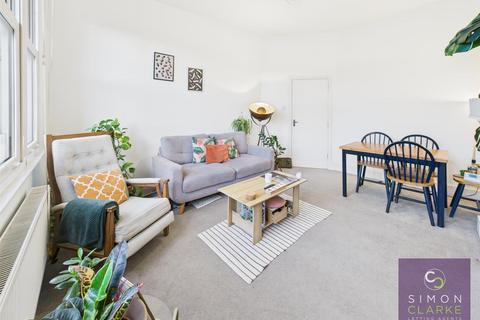 2 bedroom apartment to rent, Park Road, Crouch End, N8