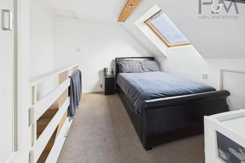 undefined, Round Mead, Stevenage, Hertfordshire, SG2 9PQ