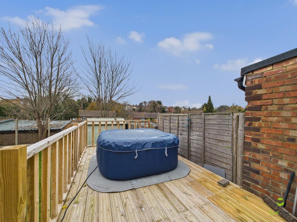 Presented by Kevin at Ewe Move Bexleyheath and Dar