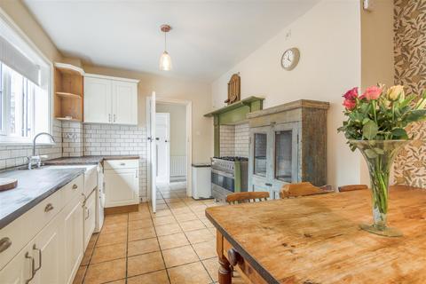 undefined, Northcourt Avenue, Reading